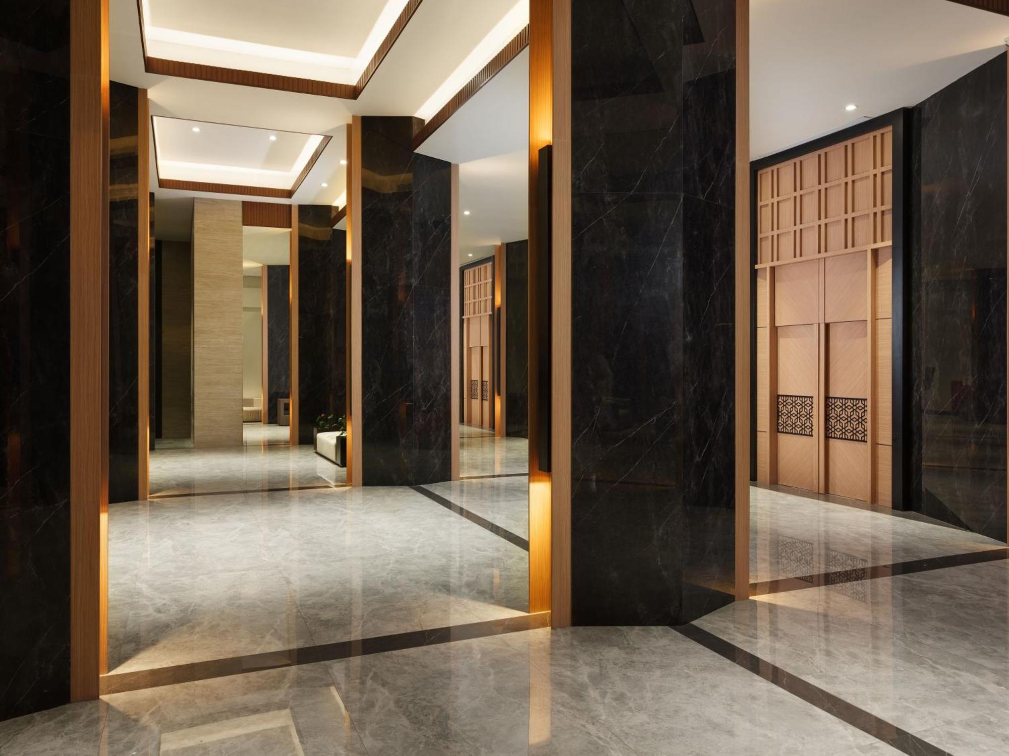 Hotel Santika Blitar Exterior photo